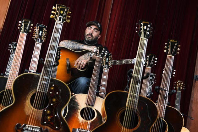 Aaron Lewis