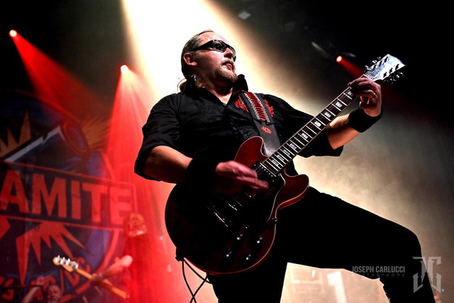 Dynamite Play Acdc 100126  128