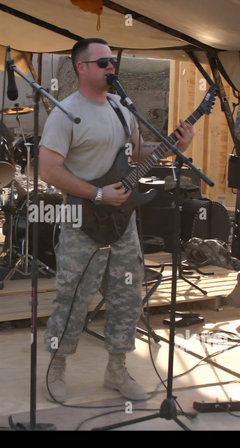 Rock Band Dead Reckoning Made Up Of Soldiers From 556th Signal Company Hep6 Aj