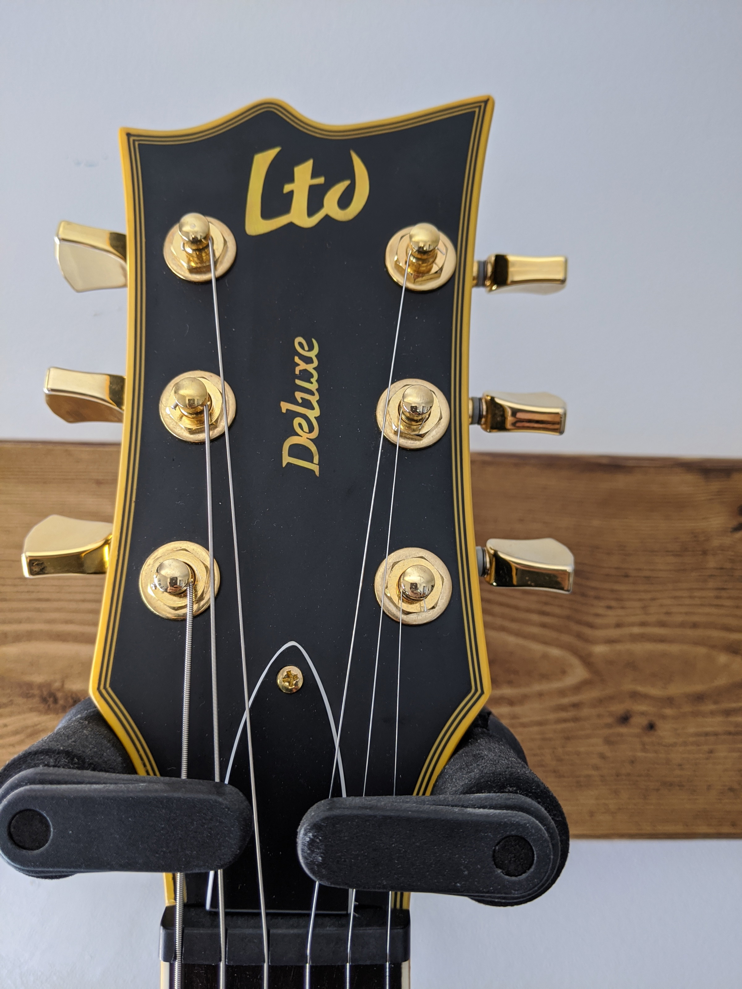 Fret buzz on EC1000 Deluxe VB The ESP Guitar Company