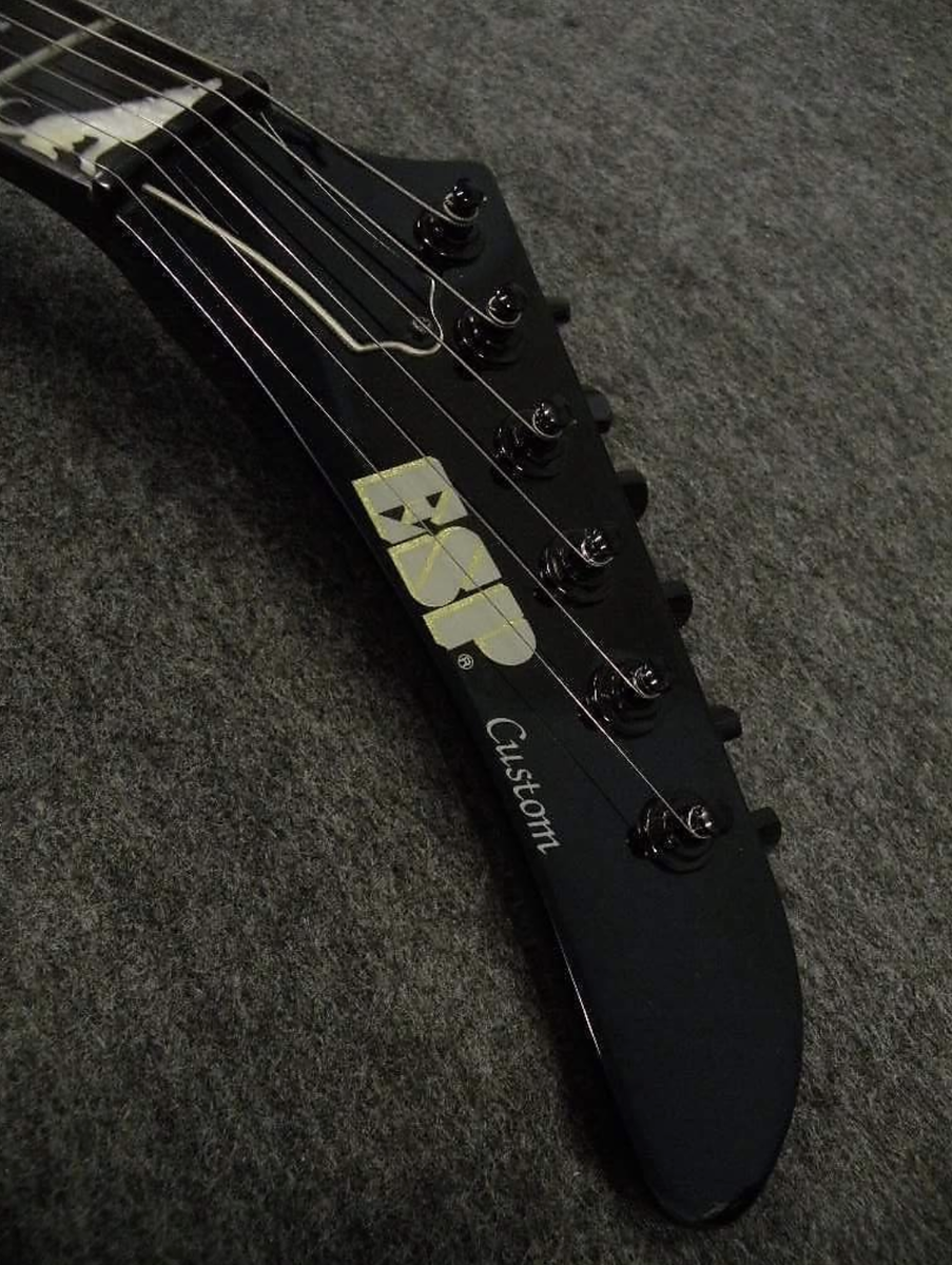 Umm anyone want a Man To Wolf Explorer for 300,000??? The ESP Guitar