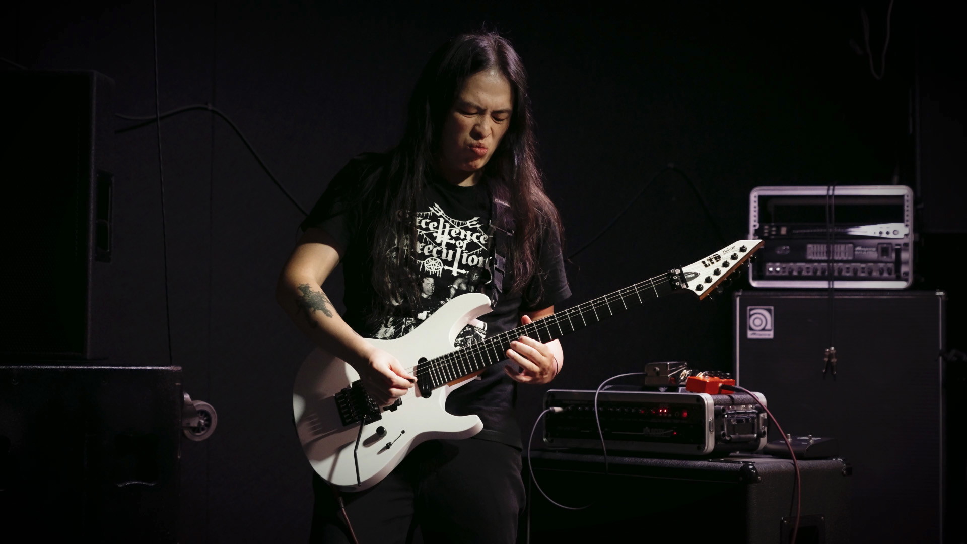 MV-1000 - The ESP Guitar Company