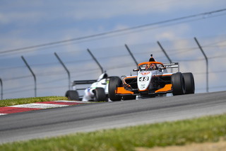 Follow FR Americas Drivers LIVE