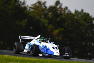 James Roe Jr. Challenges at the Front of FR Americas Season Opener