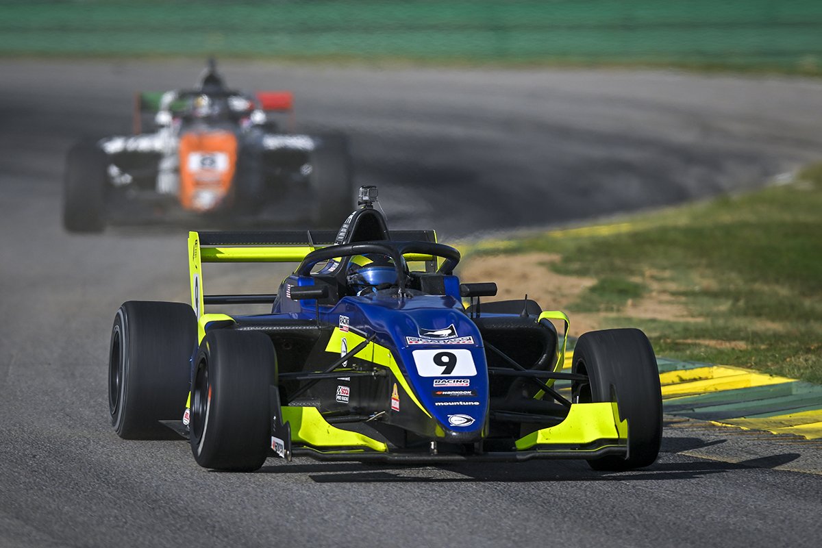 Kiwi Motorsport Heads to Barber With Shipman Battling for Top-Three Honors