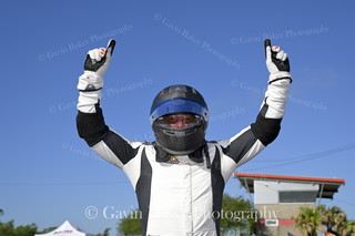 Gb Nola 260411 06225