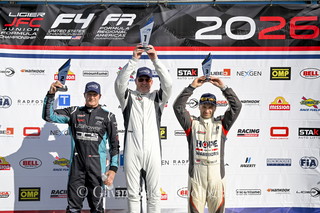 Gb Nola 260411 06324