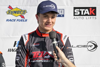 Gb Nola 260411 06469