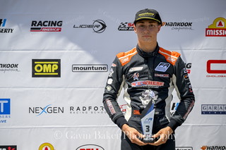  Gb Nola 260411 09544