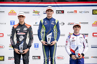 Gb Nola 260412 14273