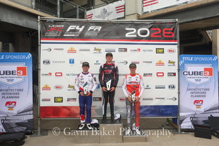 Clark 26 Fr 06 Indianapolis Race 3 46