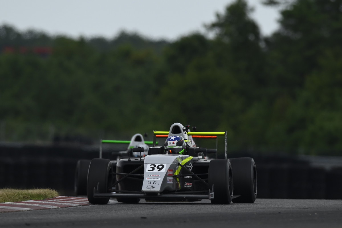 Bryson Morris Leads Practice at New Jersey Motorsports Park