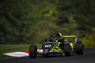 Cooper Shipman Leads Qualifying at Canadian Tire Motorsport Park