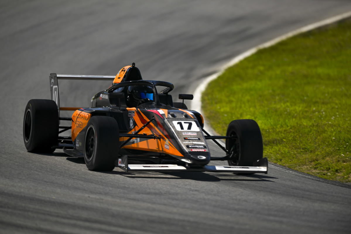 Clemente Huerta Scores Important Points at the F4 U.S. Mid-Ohio Round