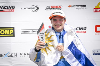 Gb Nola 260412 14642