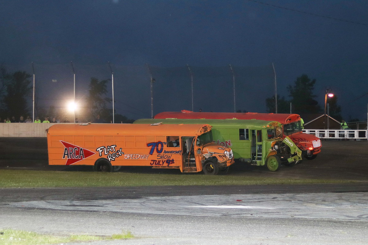 CNV ENTERPRISES SCHOOL BUS FIGURE 8 RACE AT FLAT ROCK SEPTEMBER 3; TICKETS NOW ON SALE!