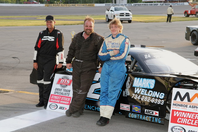 Ford Family Takes 1-2-3 in Meaningful Street Stock Feature
