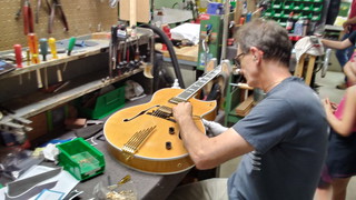 GHS Strings Pays A Visit To Heritage Guitars