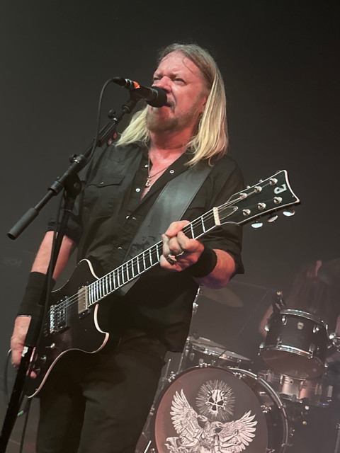 Riff Lord Pepper Keenan joins Jolana