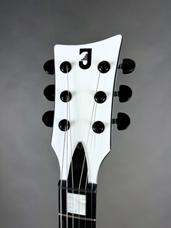 Disco – Solid White with Black Stripes