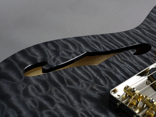 Iris Traveller – Black Stain Gloss