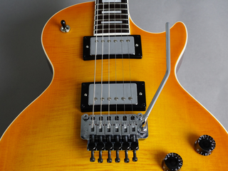 Diamant II FR – Honey Burst finish