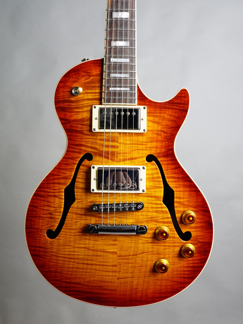Diamant II Premium – Cherry Burst finish