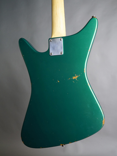 Jolana Dos Hombres bass