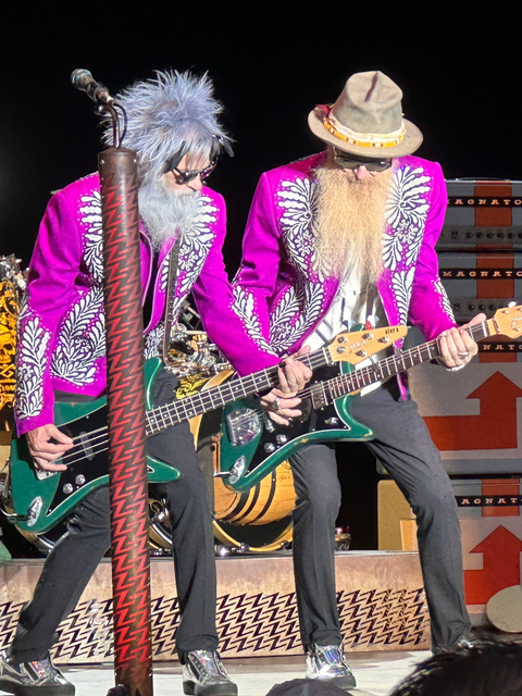 Elwood Francis and Billy Gibbons with Jolana Dos Hombres bass and guitar