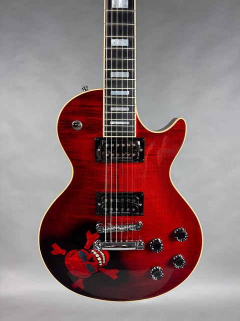 Diamant II Black Cherry with Skull