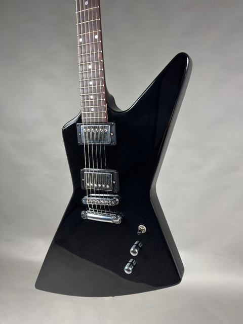 Jolana Kommander Solid Black Body