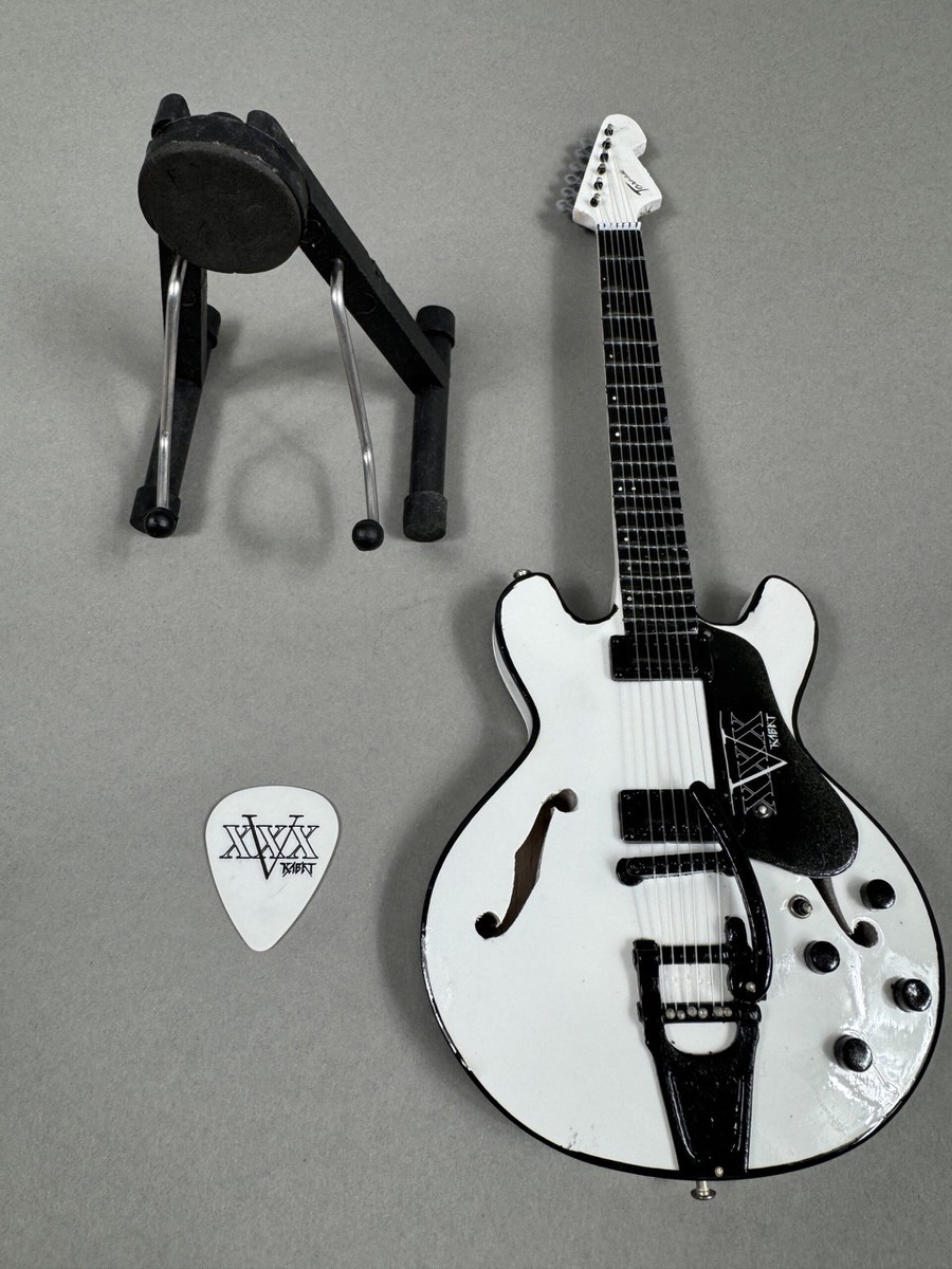 Ota Vana 35th Anniversary Mini Guitar