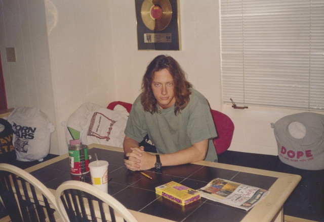 Somewhere between Porn & Dope