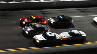 Runoffs Tuesday Qualifying Features Spec Miata Under The Lights At Daytona