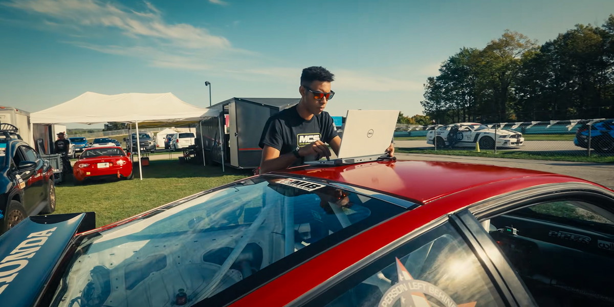 How This SCCA Racer’s Data Setup Gets him going Faster, Faster