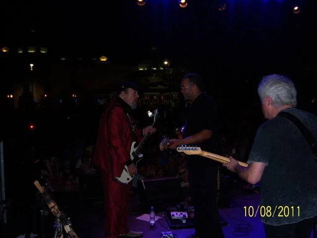 Aeeedaa1 Bee3 47a6 A371 D24e864910ec