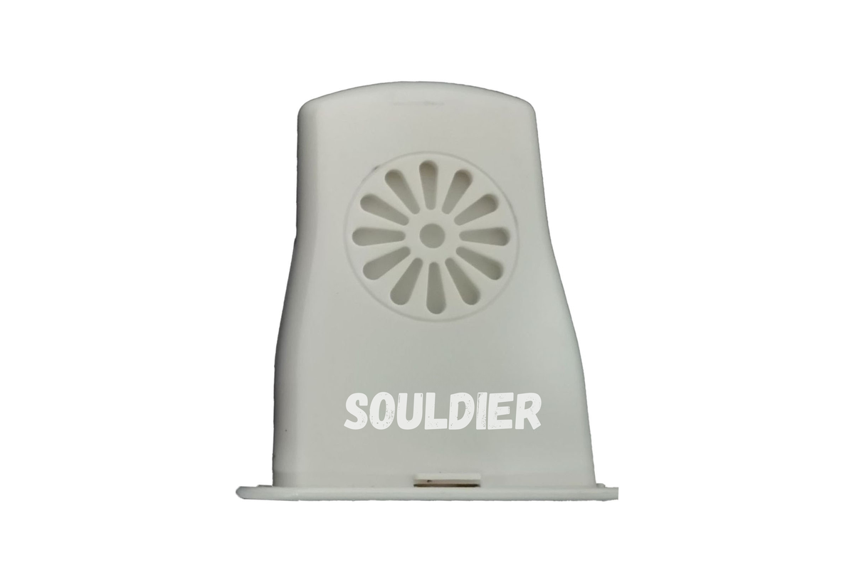 Guitar Humidifier in White