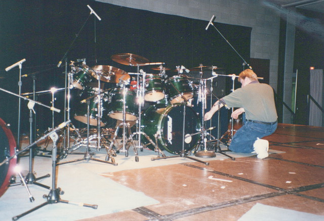 Setting up for Robin Dimaggio clinic at Pasic