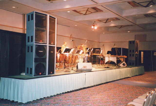 Performance room at Pasic with Peavey PA