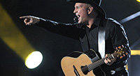 Garth Brooks Tops Best Selling Tours of 2015