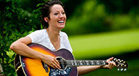 Karla Davis Signs With Mapletop, Upcoming EP