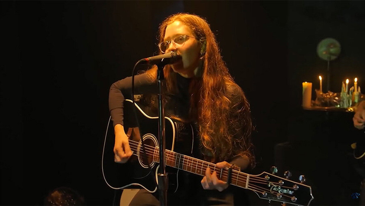 Reba Meyers (Code Orange) Takes an Acoustic Path
