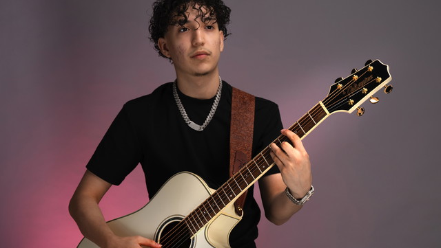 Takamine Artist Spotlight: Ivan Lopez