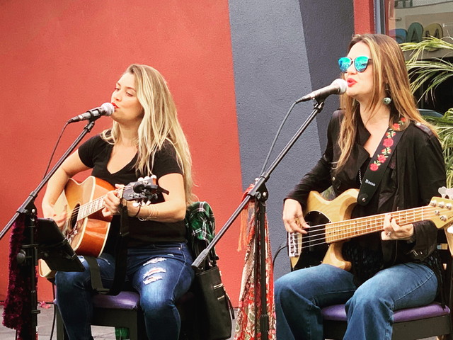 Jade - Long Beach -Duo show