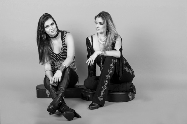 The Sister Knot DUO - HARD ROCK CAFE HOLLYWOOD BLVD