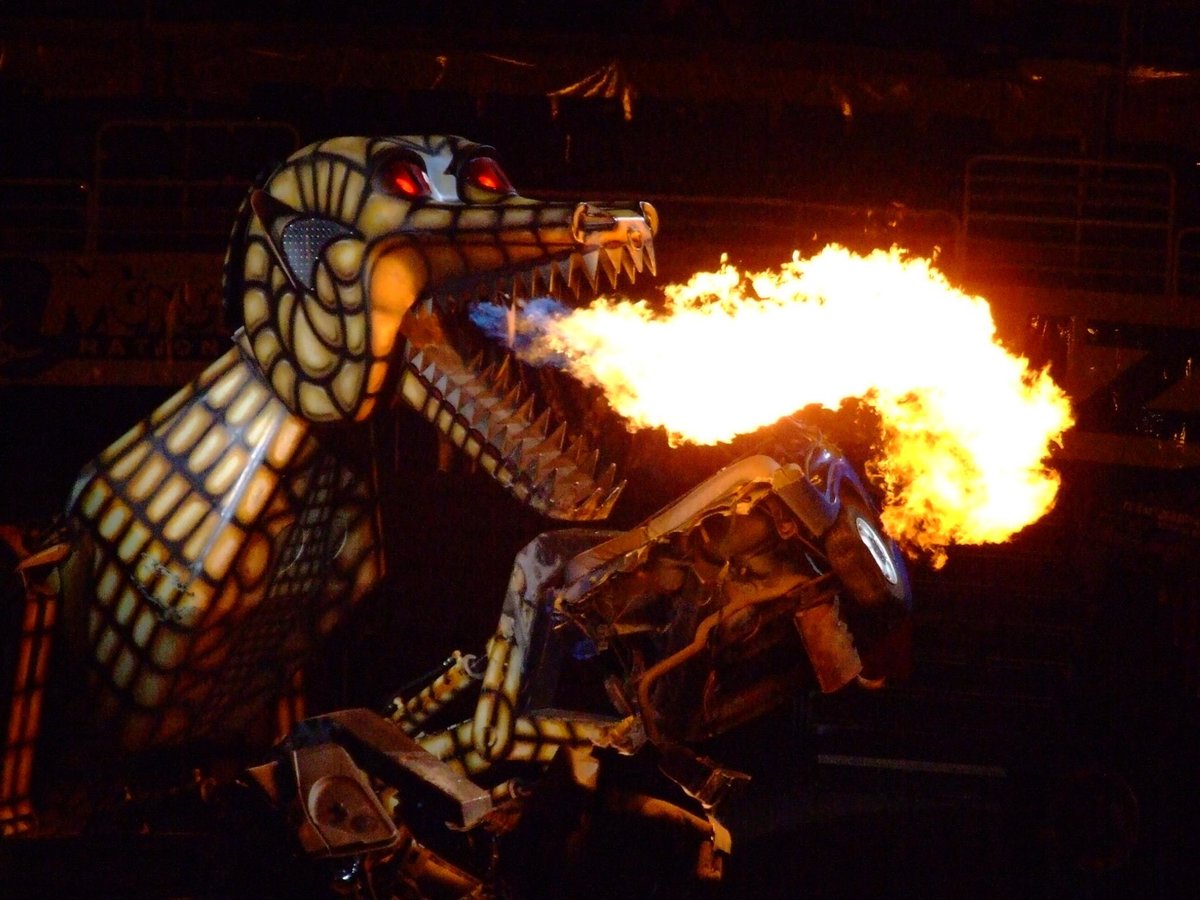 MEGASAURUS, SCHOOL BUSES INVADE TOLEDO FRIDAY NIGHT!