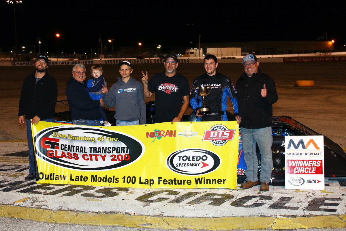 NEEDLES-HOCEVAR-HETTINGER CAPTURE GLASS CITY WINS